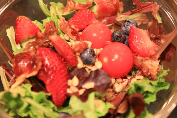 Strawberry salad